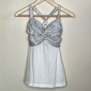 LULULEMON SMALL SIZE 4 WHITE AND BLACK WRAP IT UP TOP